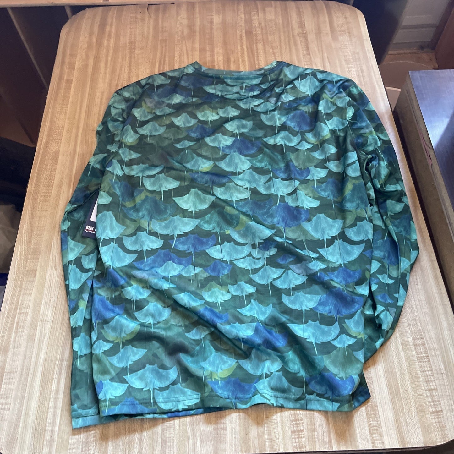 reel legends freeline shirt XL NWT
