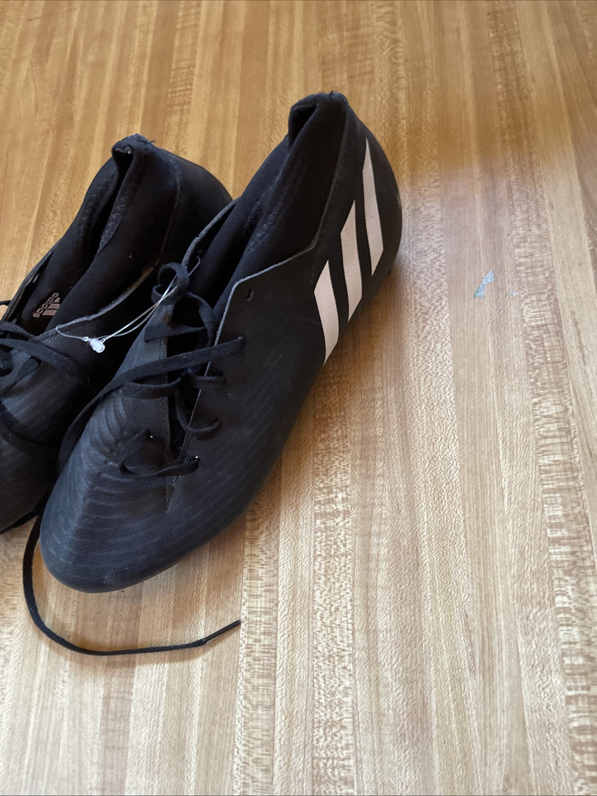 adidas predator Edge.4 soccer cleats 8.5