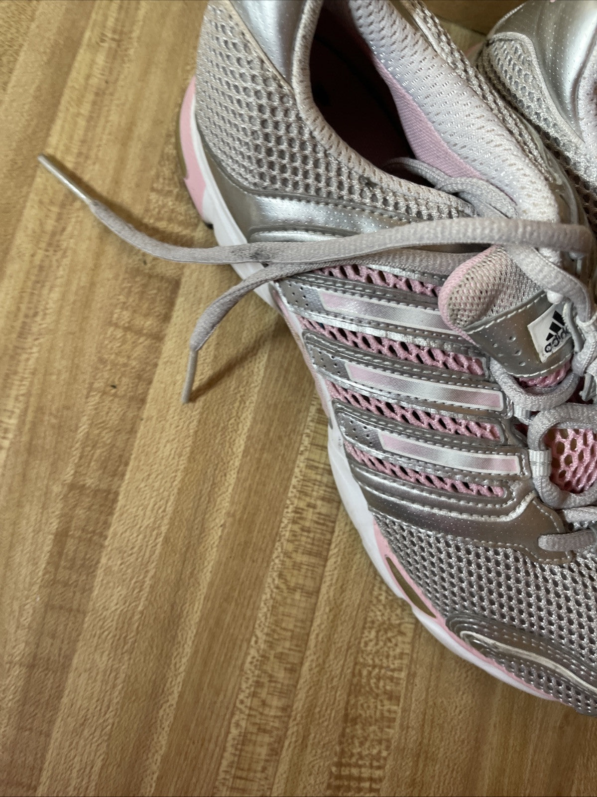 Adidas ATS Cool Sneakers 8.5 Women’s