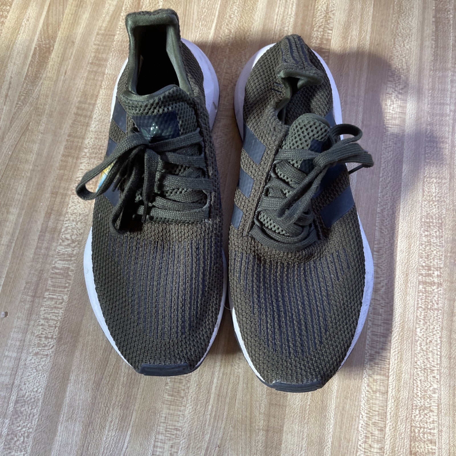 Adidas Swift Run Men’s 9.5