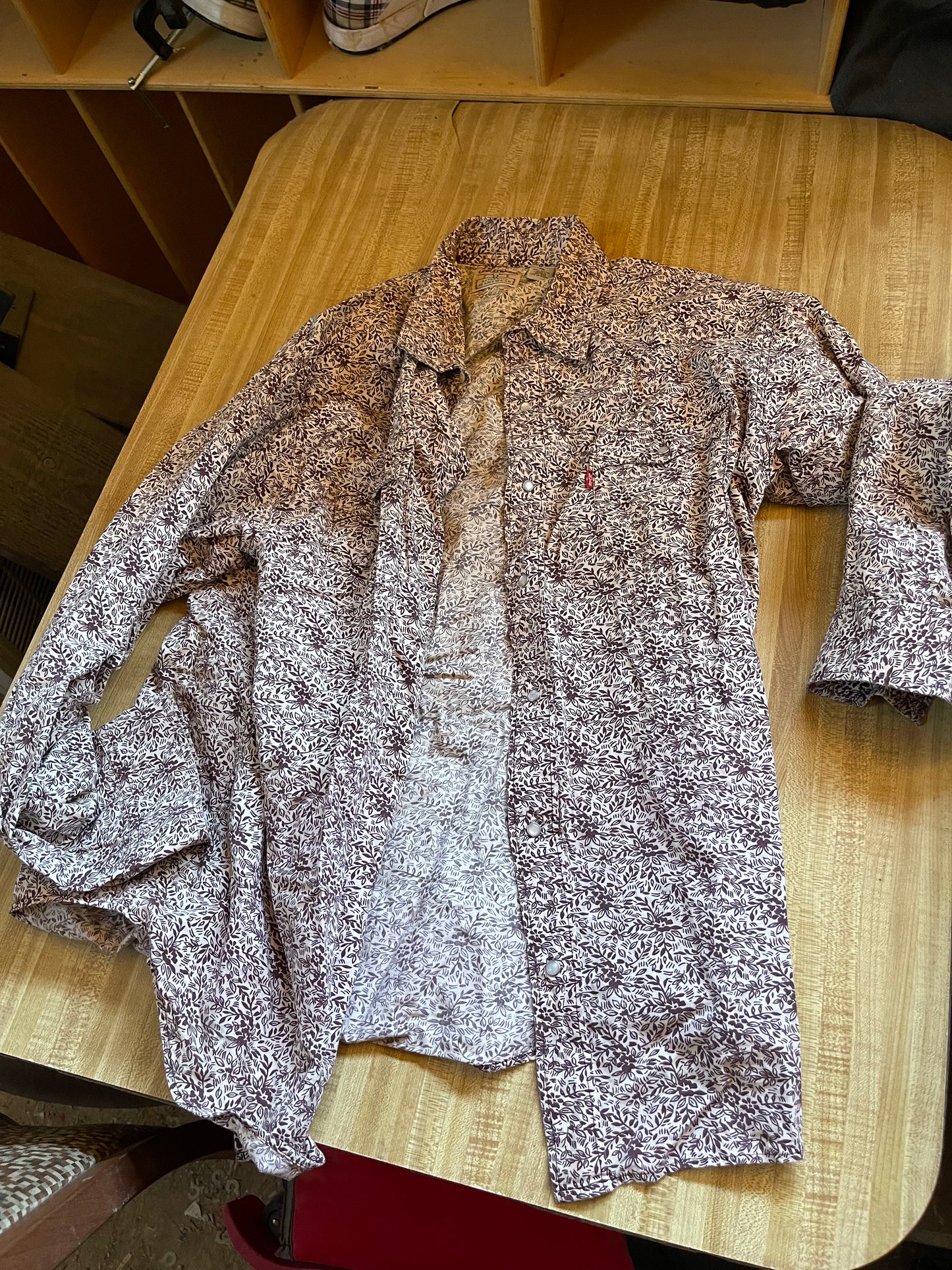 Vintage Levi’s Pearl snap xl