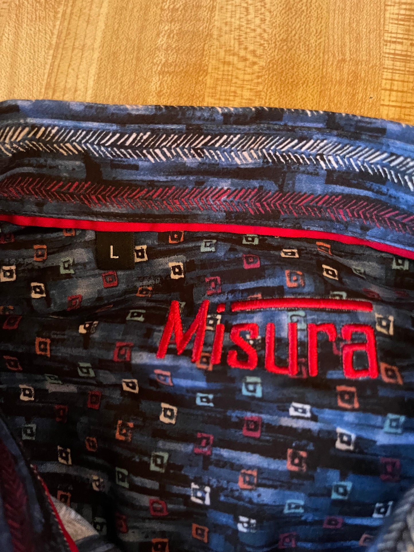 Misura button up Large