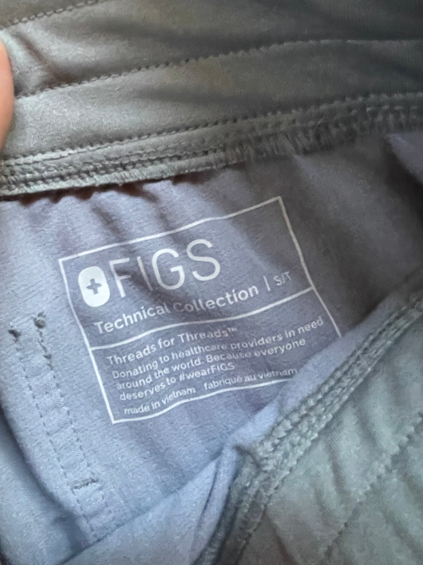 Figs scrubs pants small tall
