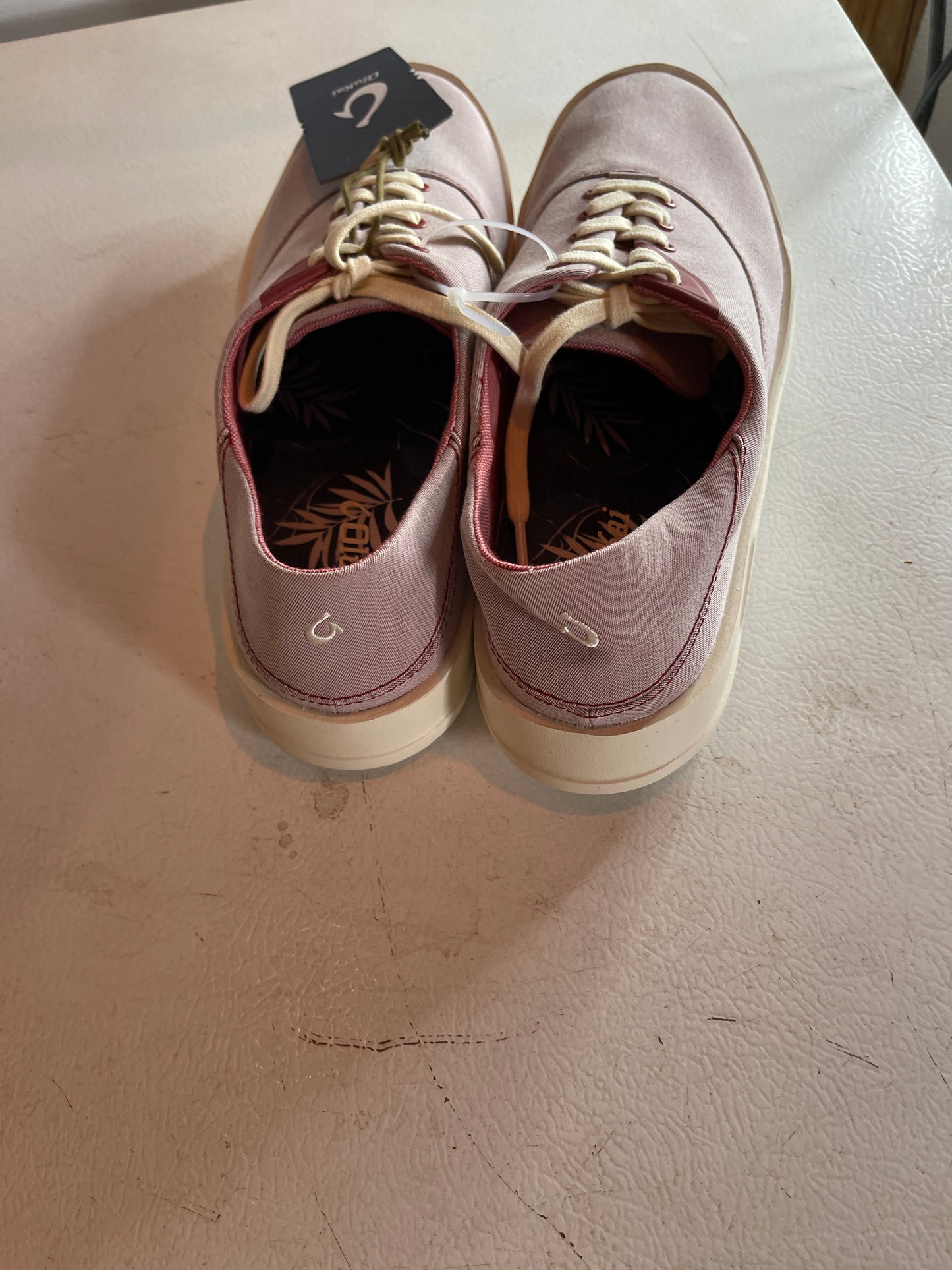 Olukai sneakers size 9 new without box