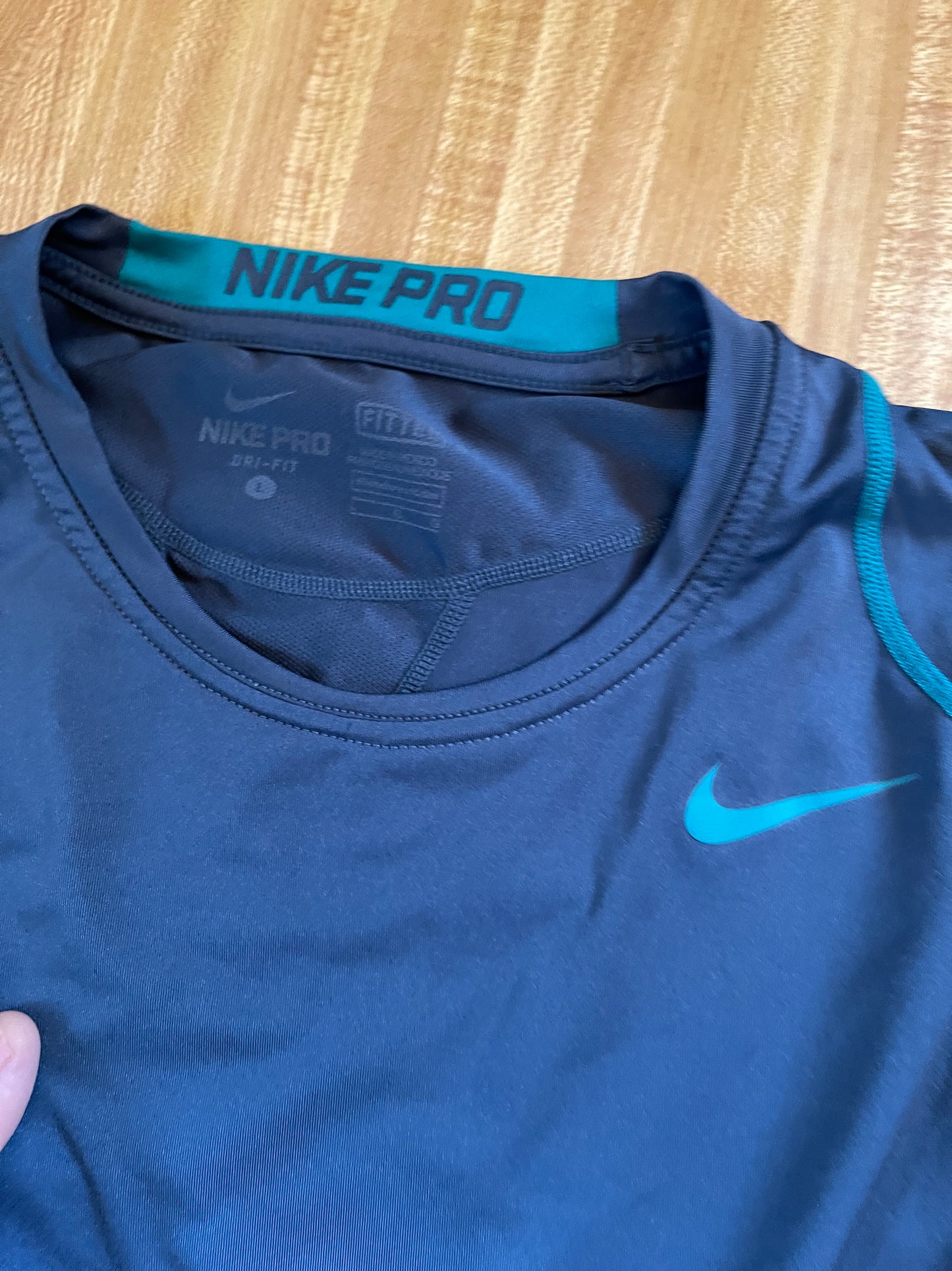 Nike pro rash guard