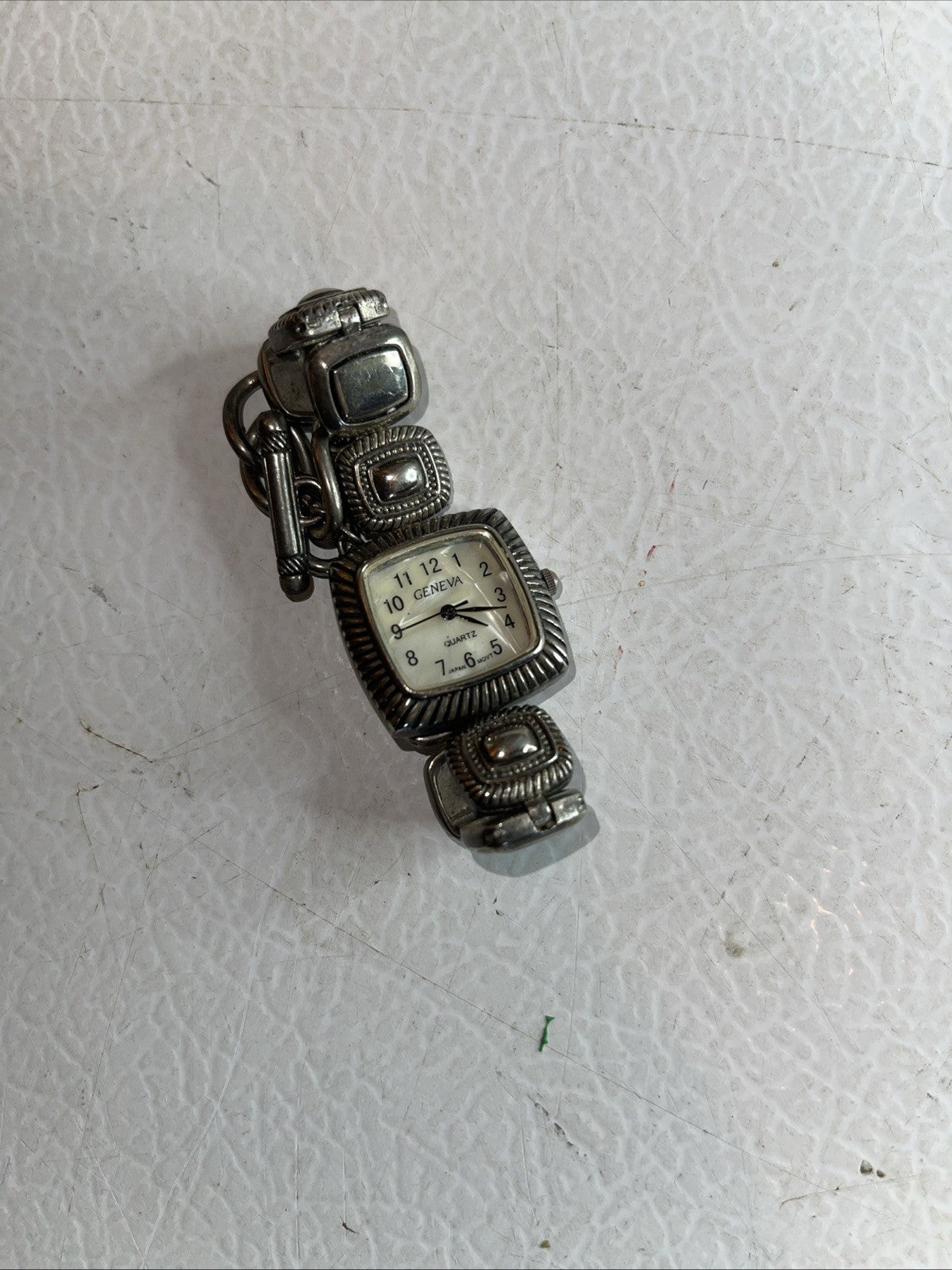 Geneva Women’s Watch Needs Battery