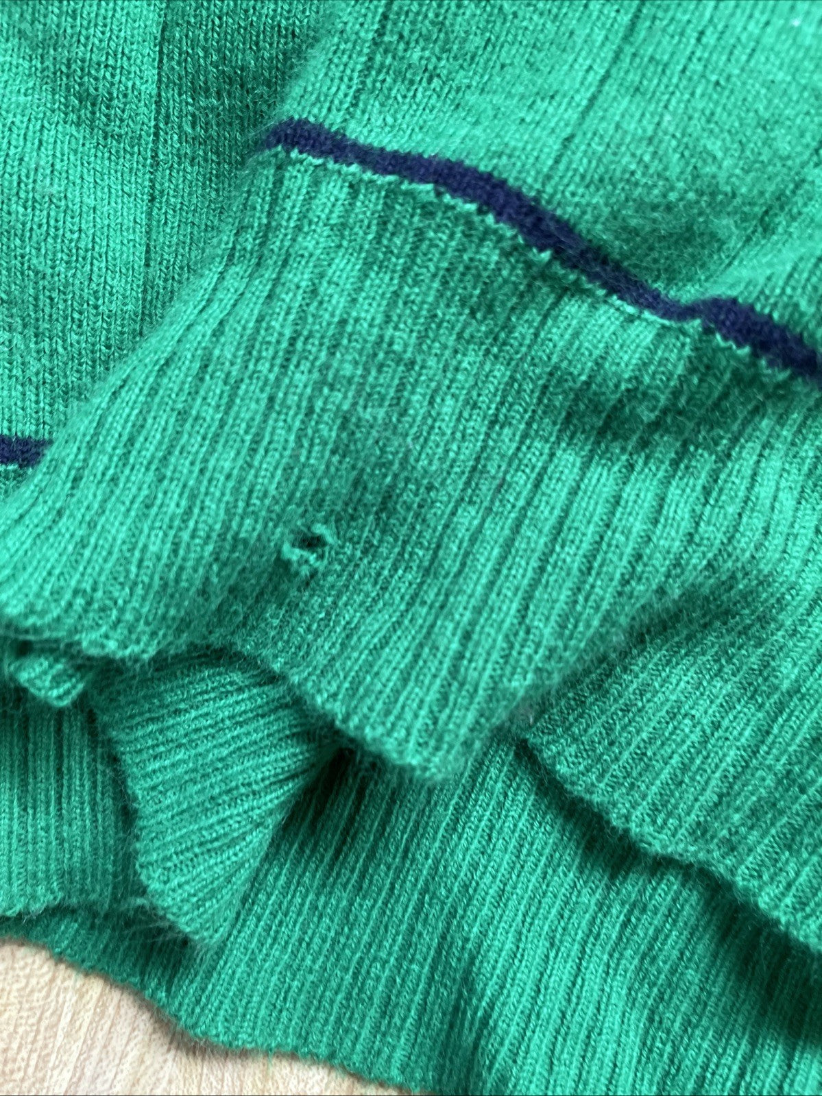 New Lodge Sweater Small 