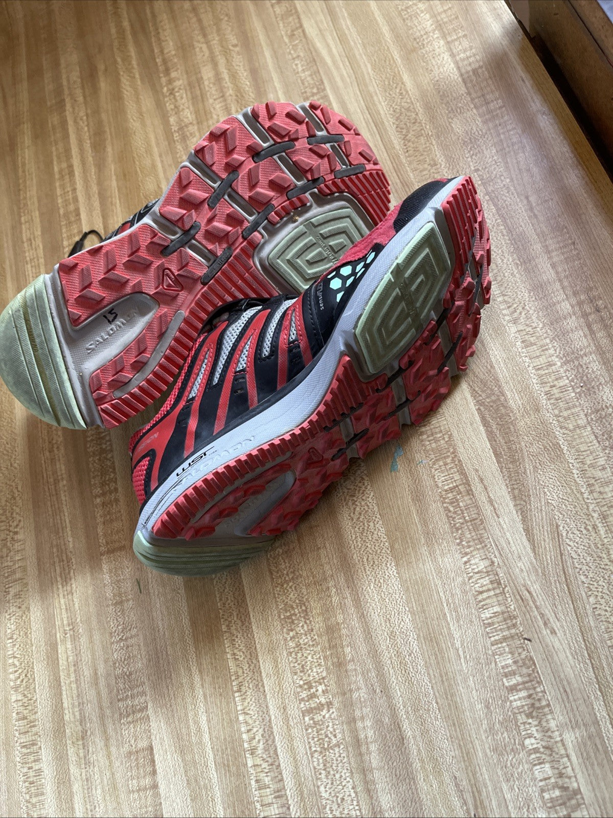 Salomon XR Mission Size 8.5