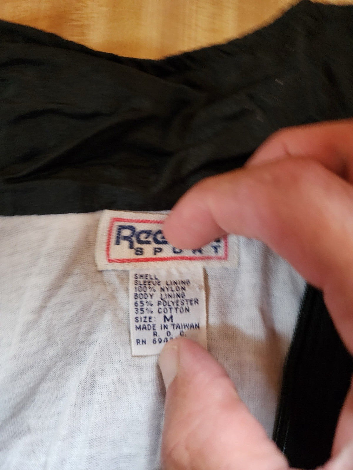 Vintage Reebok Sport Windbreaker Medium 