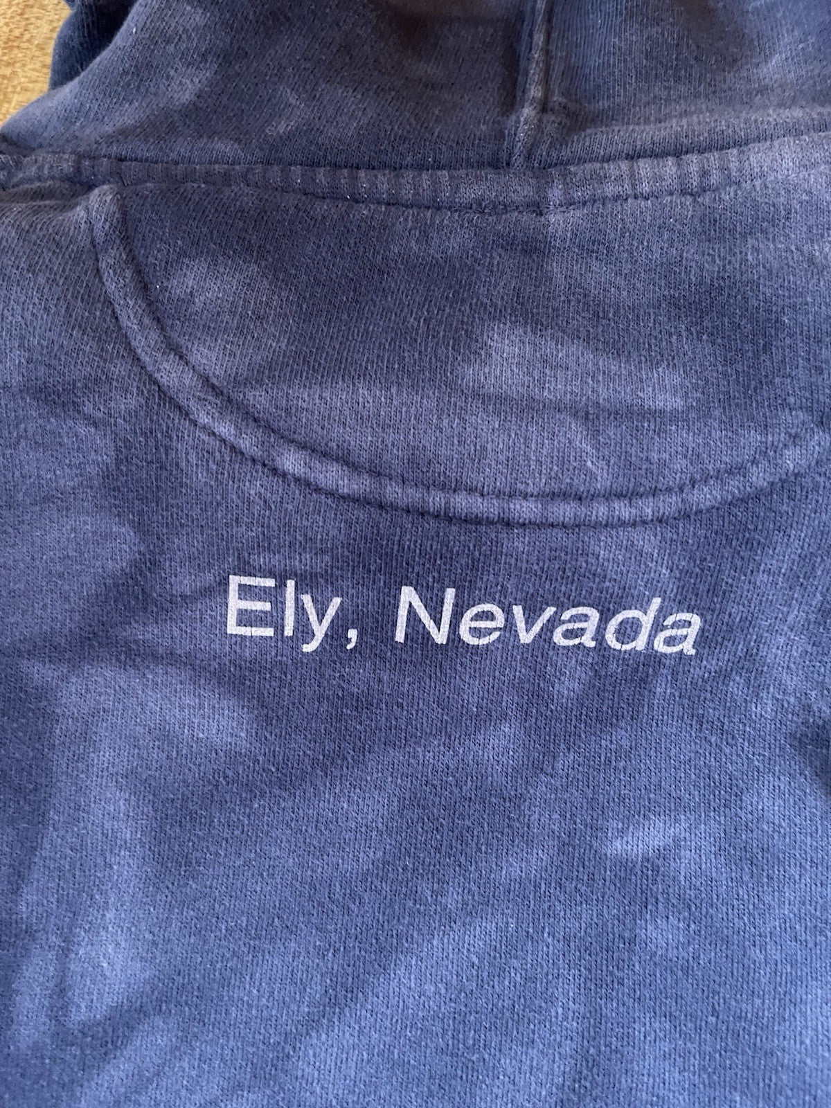 The Mountain Hoodie Small Ely Nevada