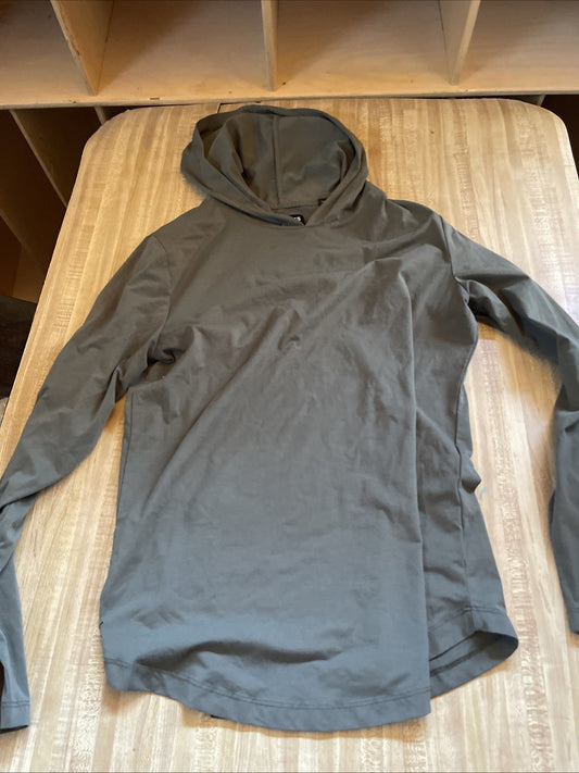 Cuts Curve Hem Hoodie Medium 
