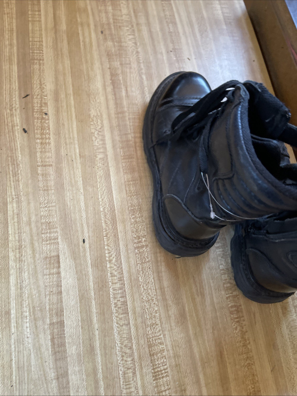 Thorogood Combat Boots Women’s 7.5