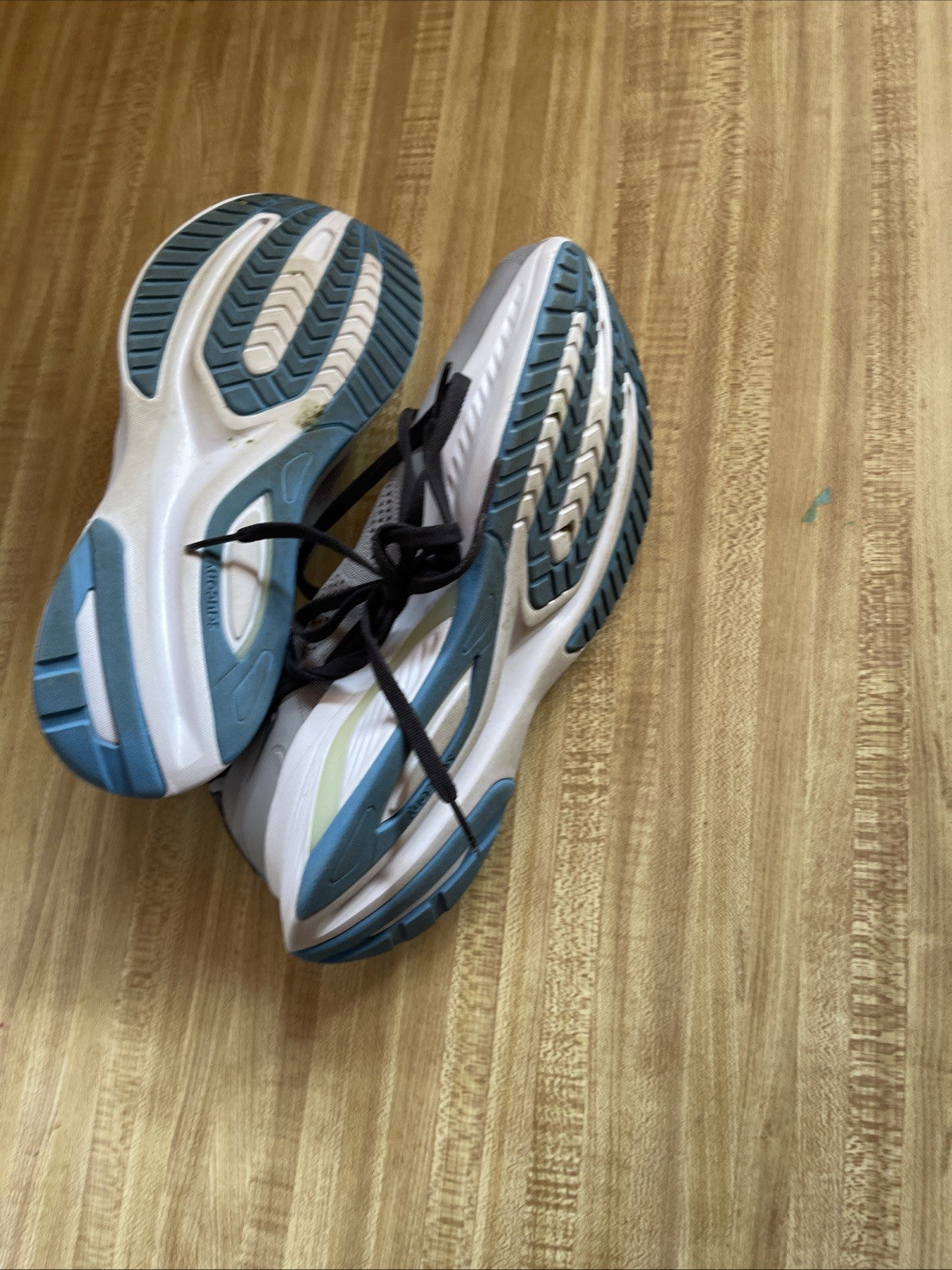 saucony pwrrun Size 8.5