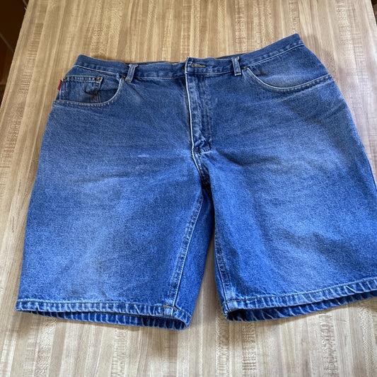 Bugle Boy 750 Jorts 36