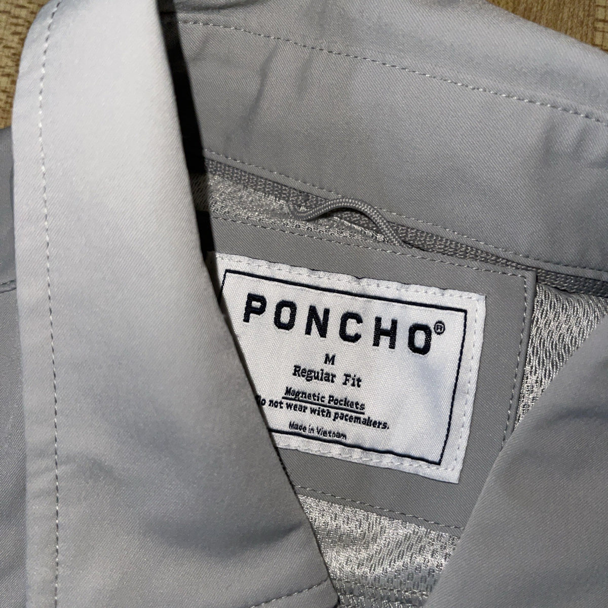 Poncho Button Up Medium 