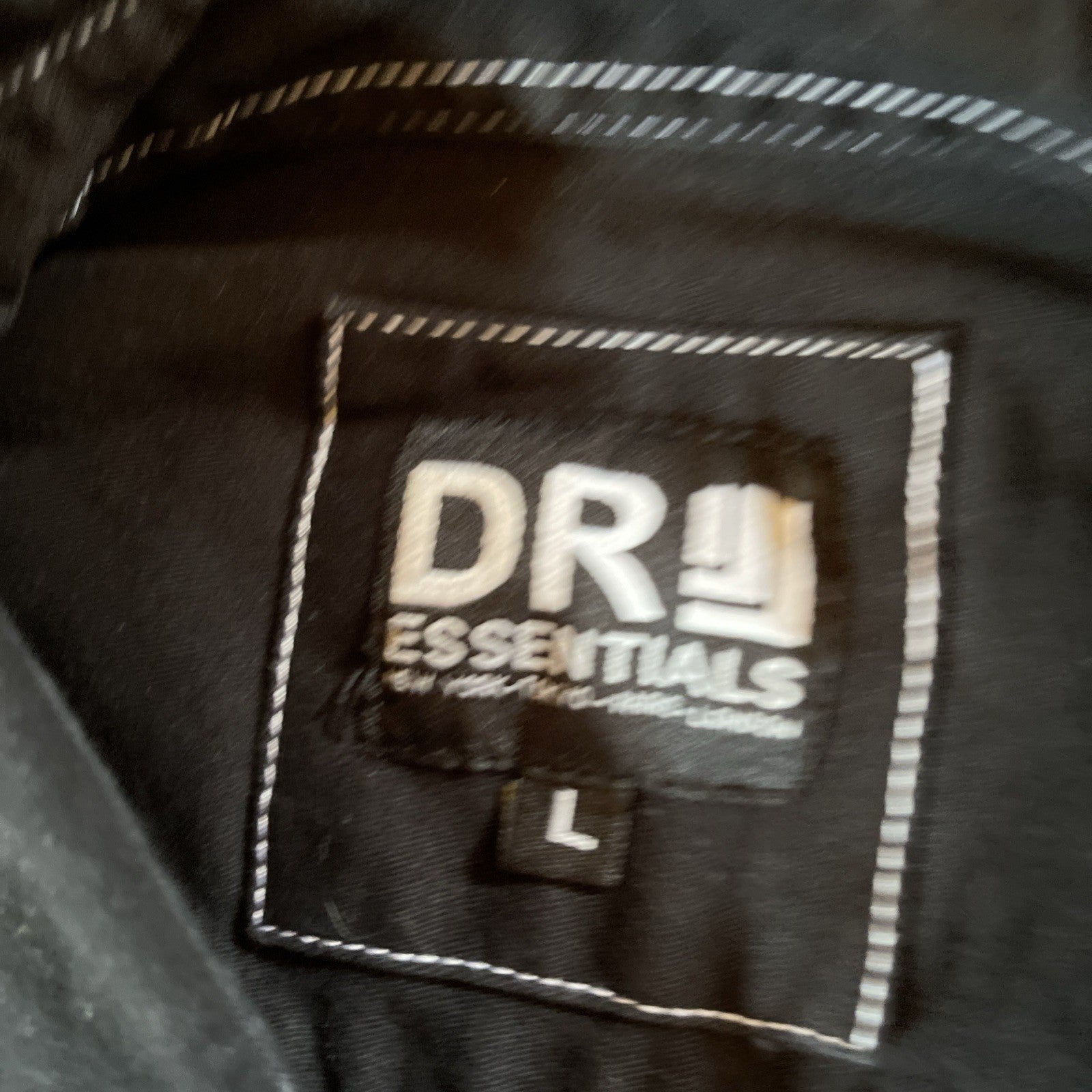 DR Essentials Button Up Large 