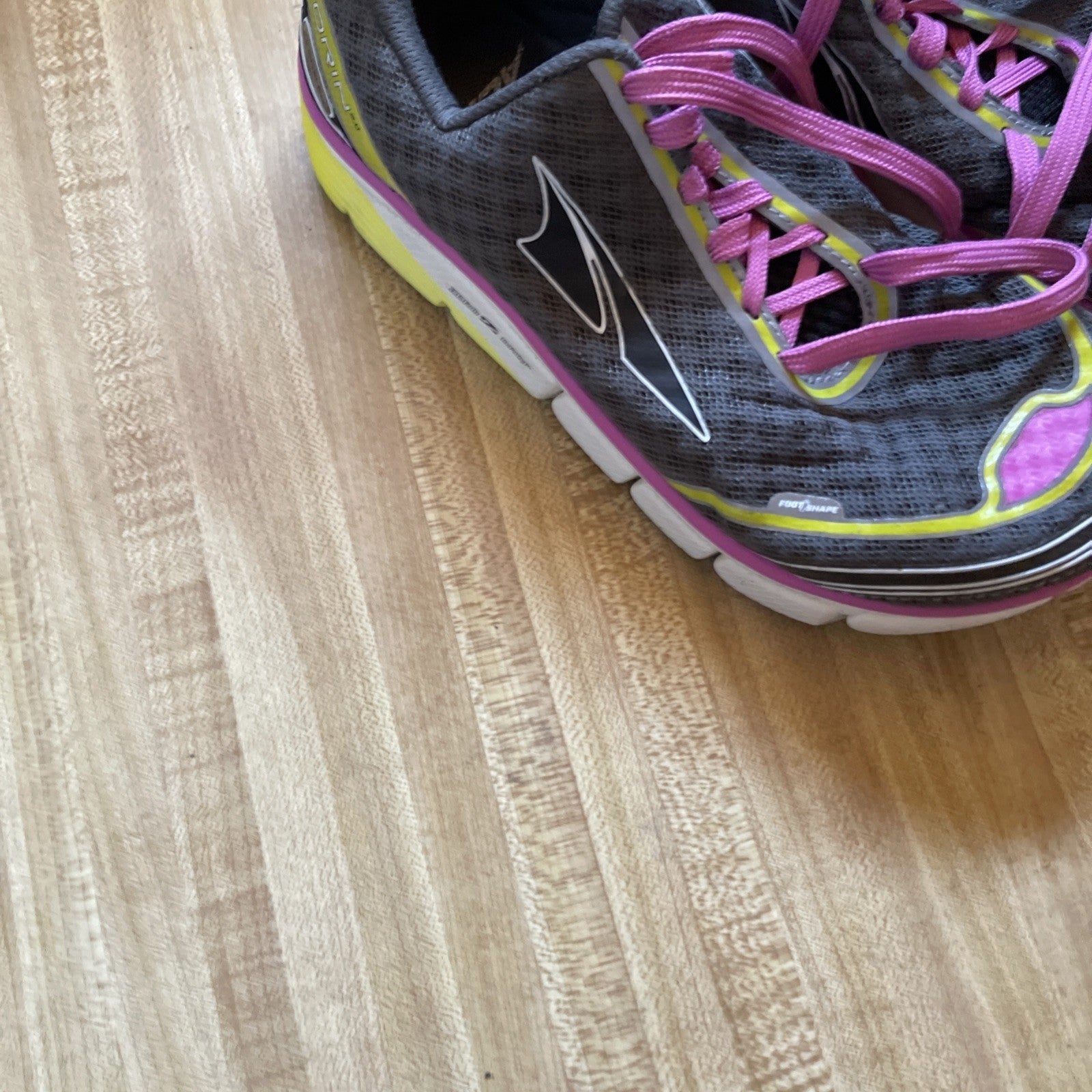 Altra Torin 2 Size 6 Wide