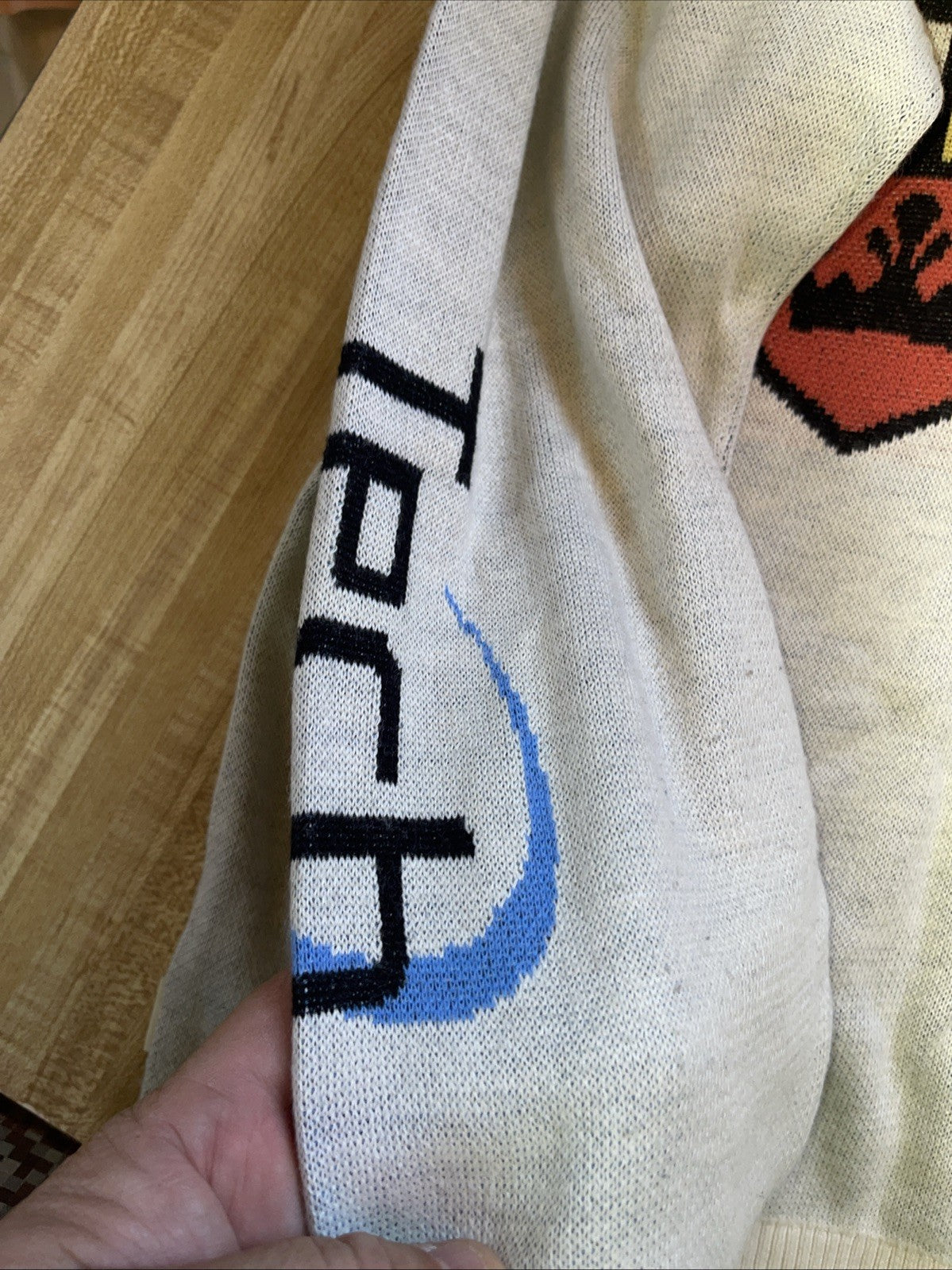 Urban Outfitters Sweater XXL 