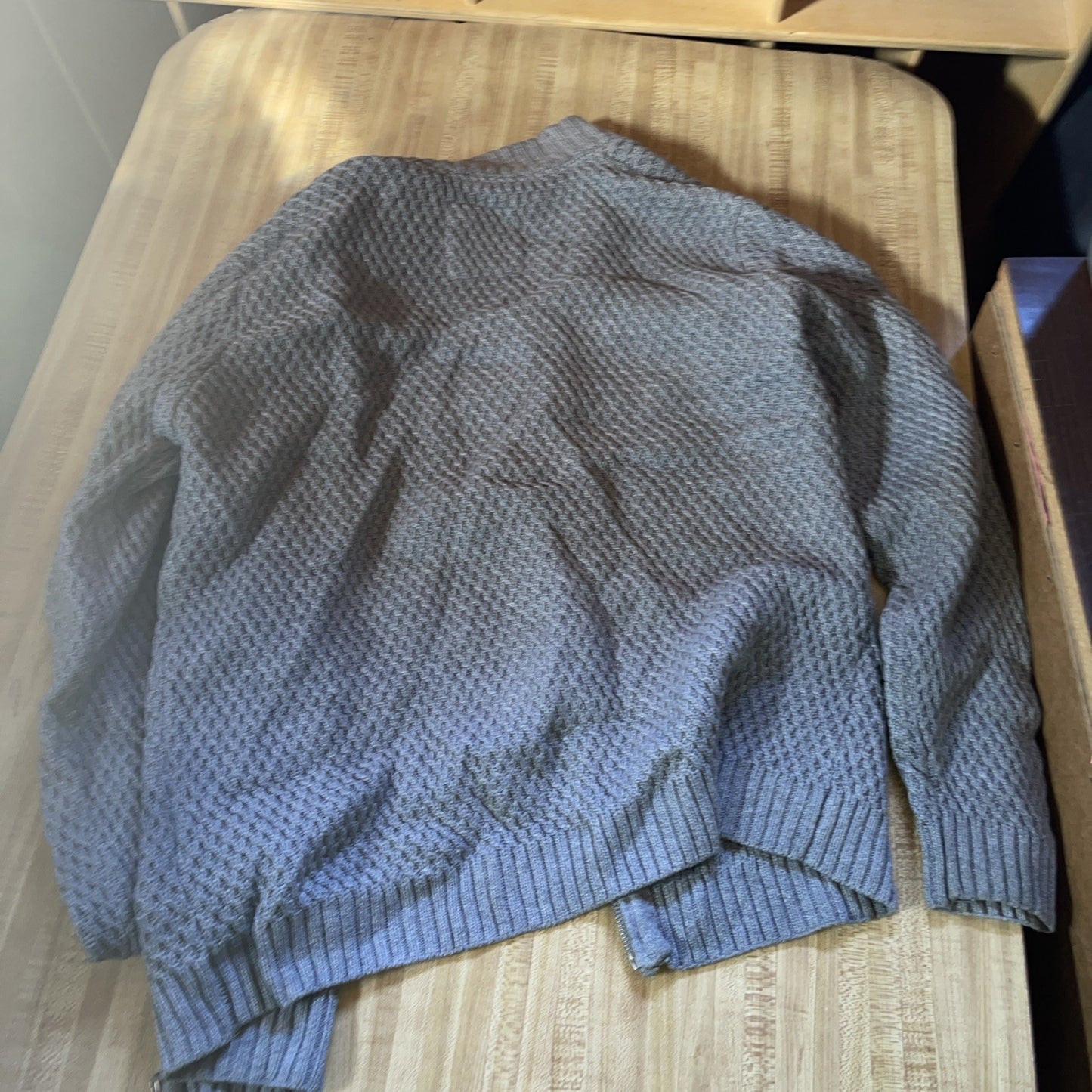 Bison Full Zip Sweater Medium 