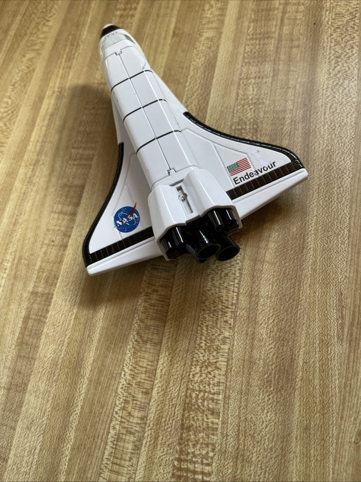 United States Space Shuttle Endeavour Diecast