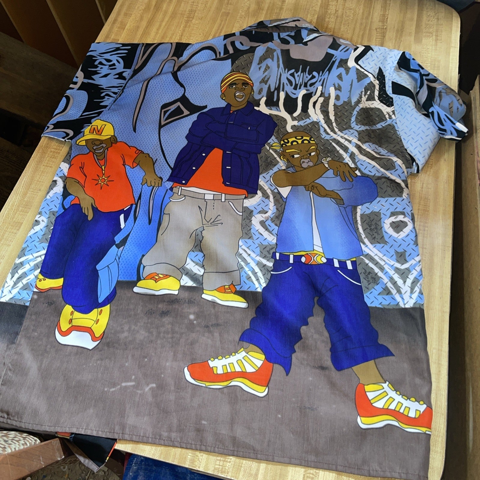 Vintage Streetwear Hiphop Graffiti AOP Button Up Large 