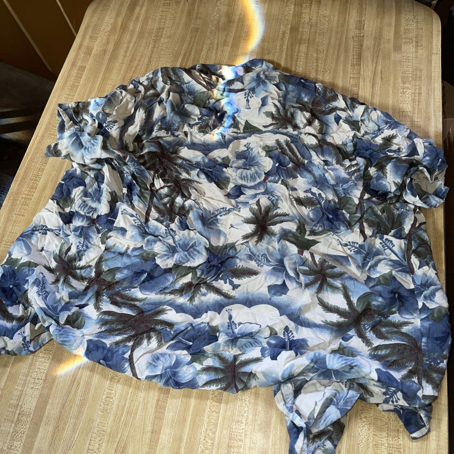 Bugle Boy Rayon Hawaiian Shirt Medium 