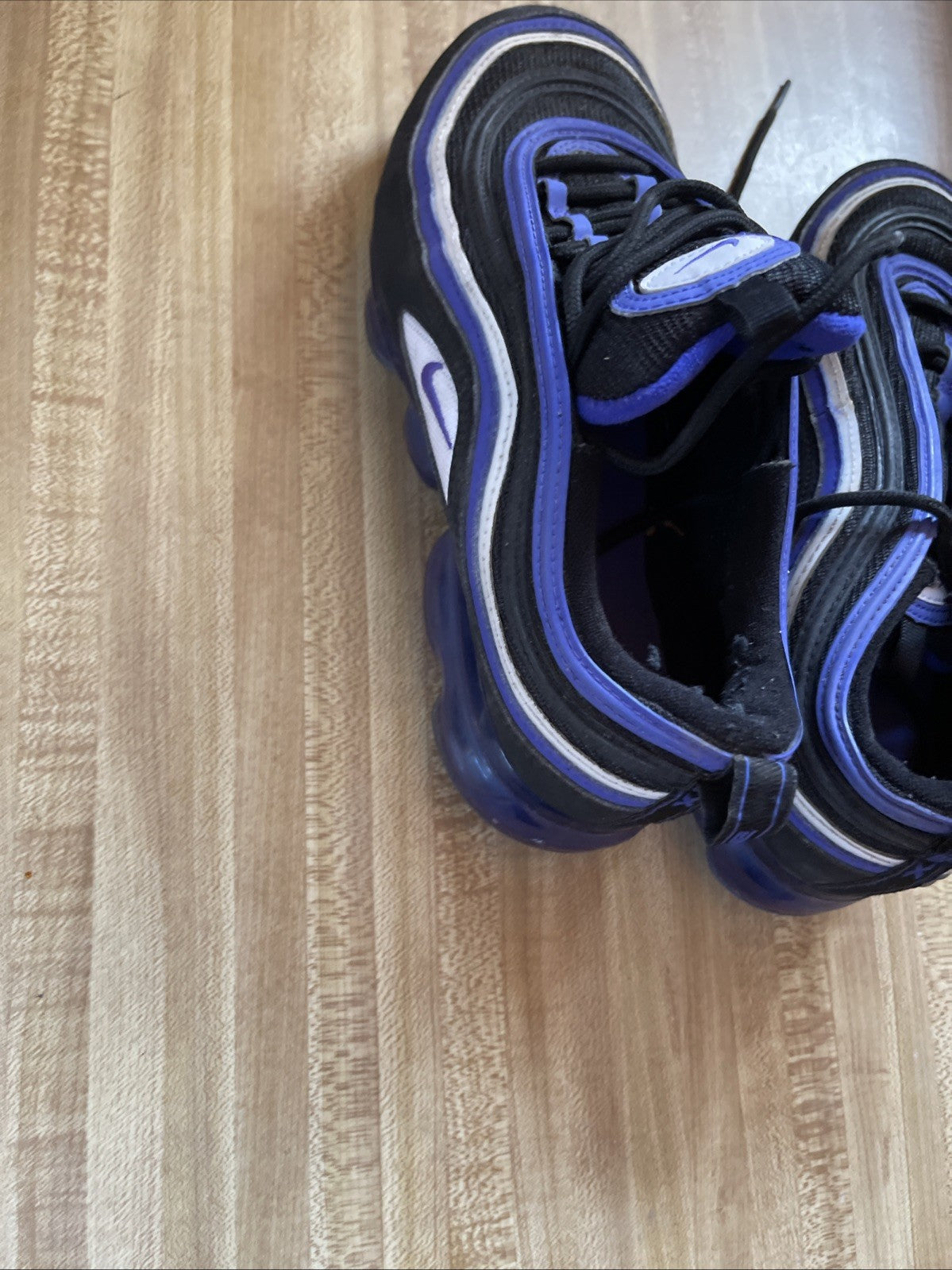 Nike Air Vapormax 97 Size 6.5Y