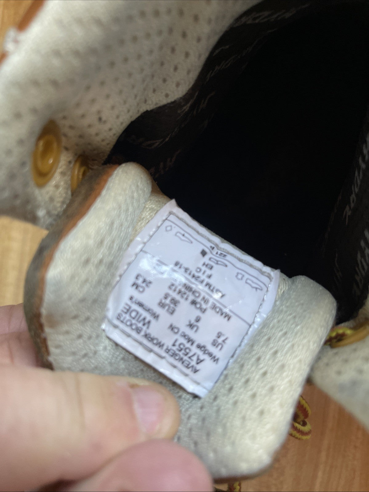 Avenger Work Boots Steel Toe Size 7.5