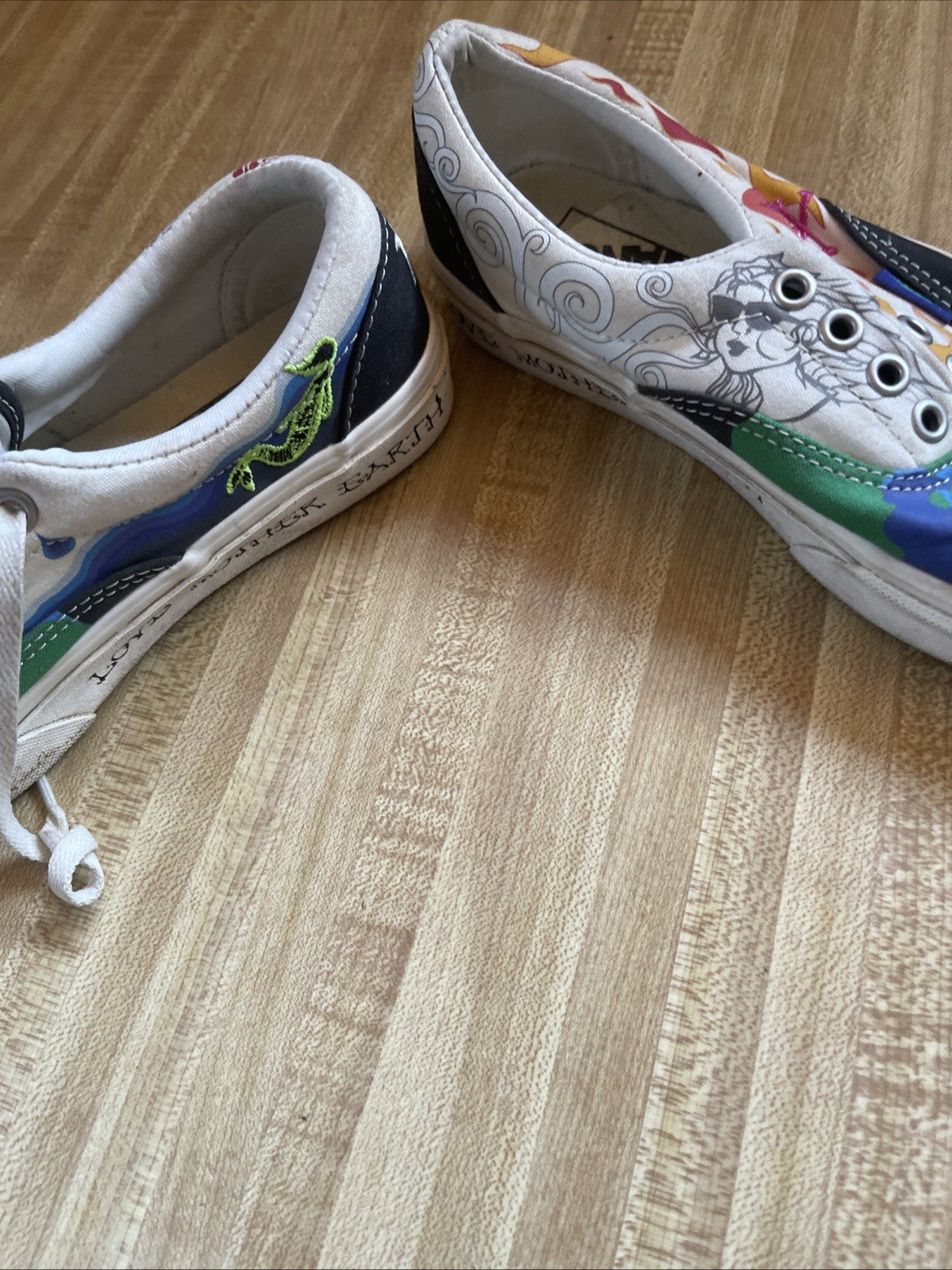 Vans Love Mother Earth Sneakers Women’s 5.5