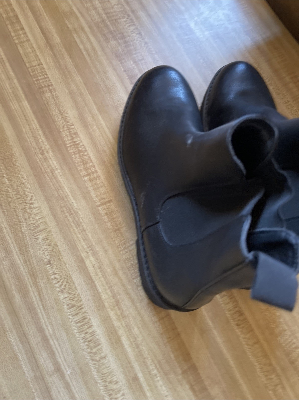 Dirty Laundry Chelsea Boots 9.5 