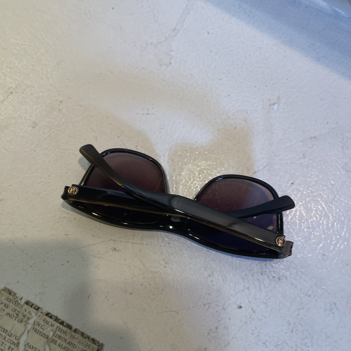 D’Blanc Last Laugh Sunglasses 