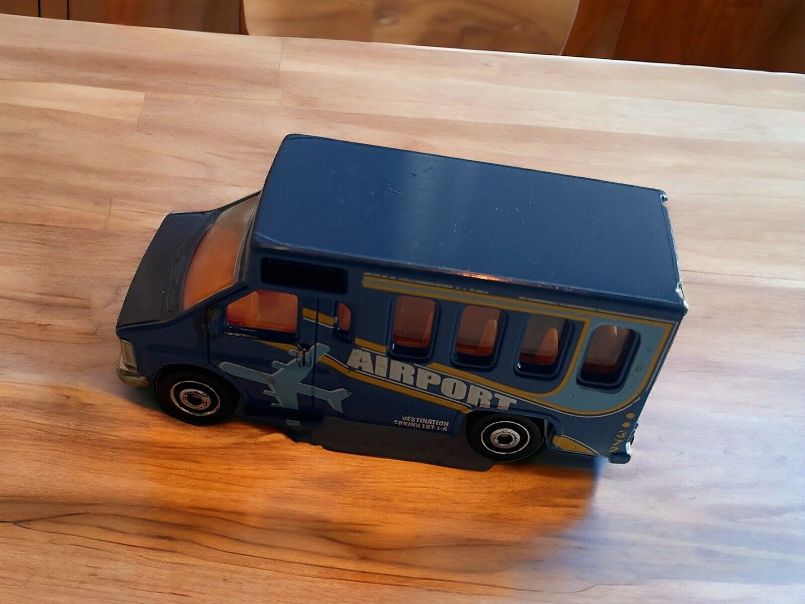 Vintage 1998 Matchbox Airport Shuttle Bus