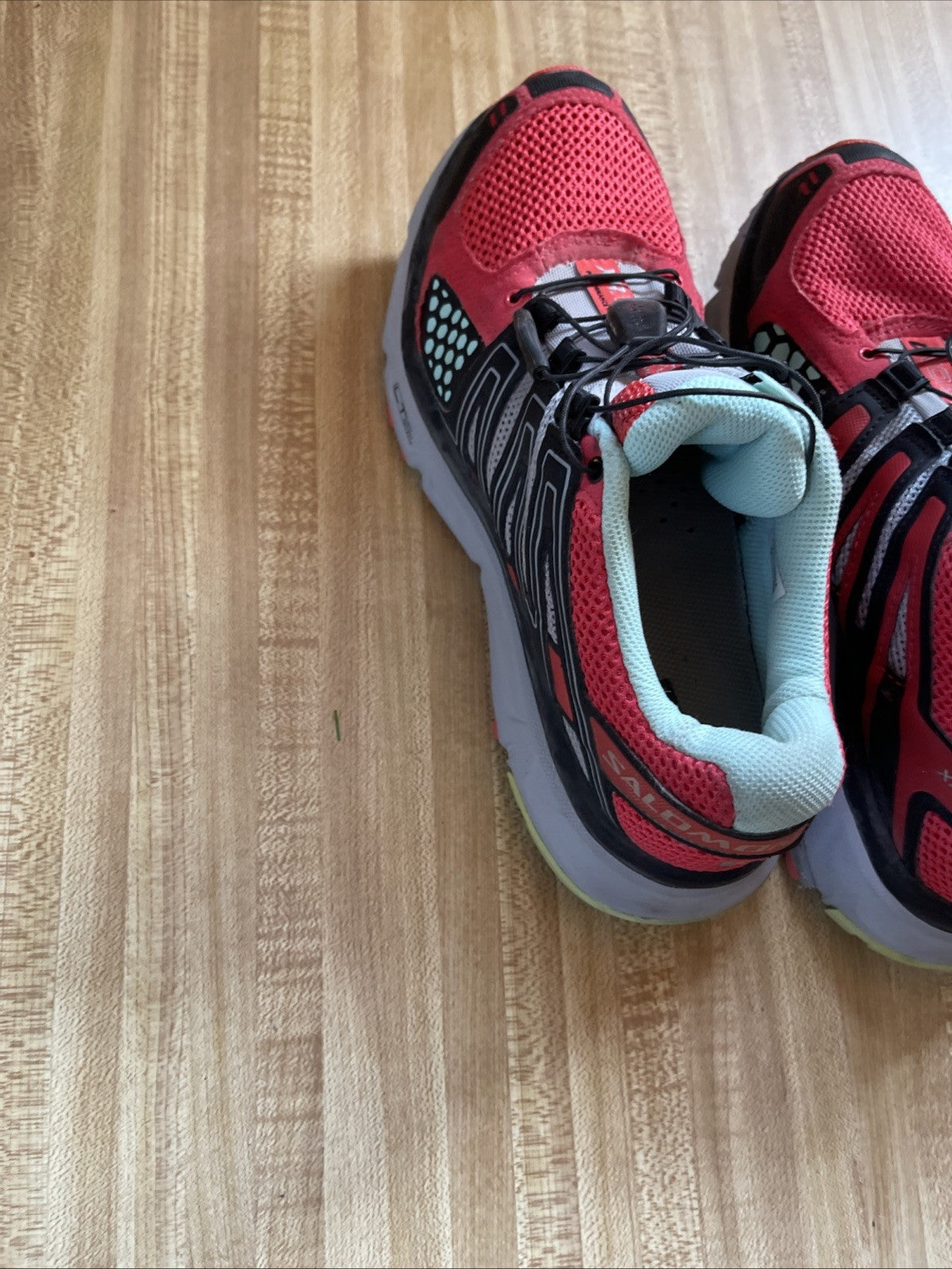 Salomon XR Mission Size 8.5
