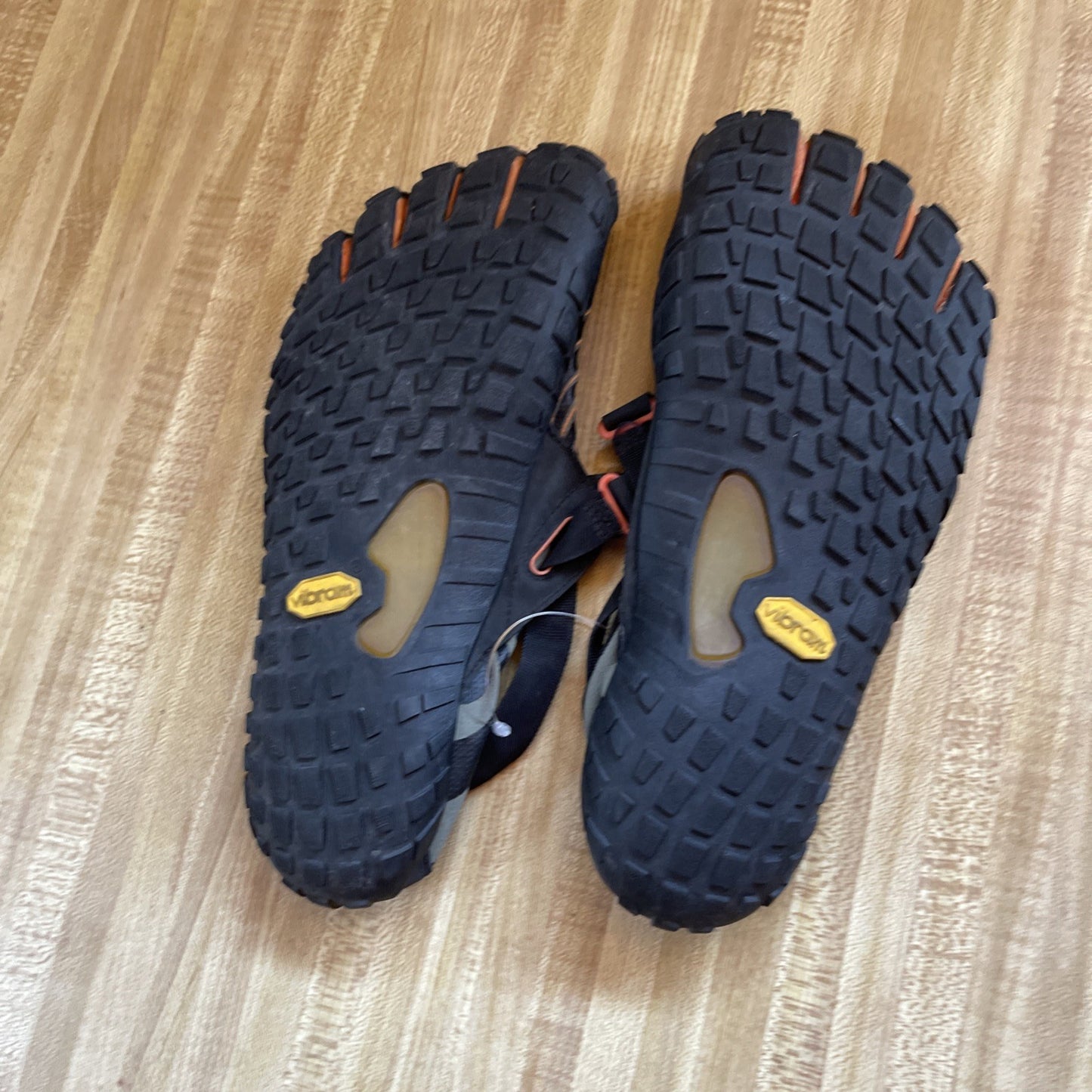 vibram fivefingers 44/11