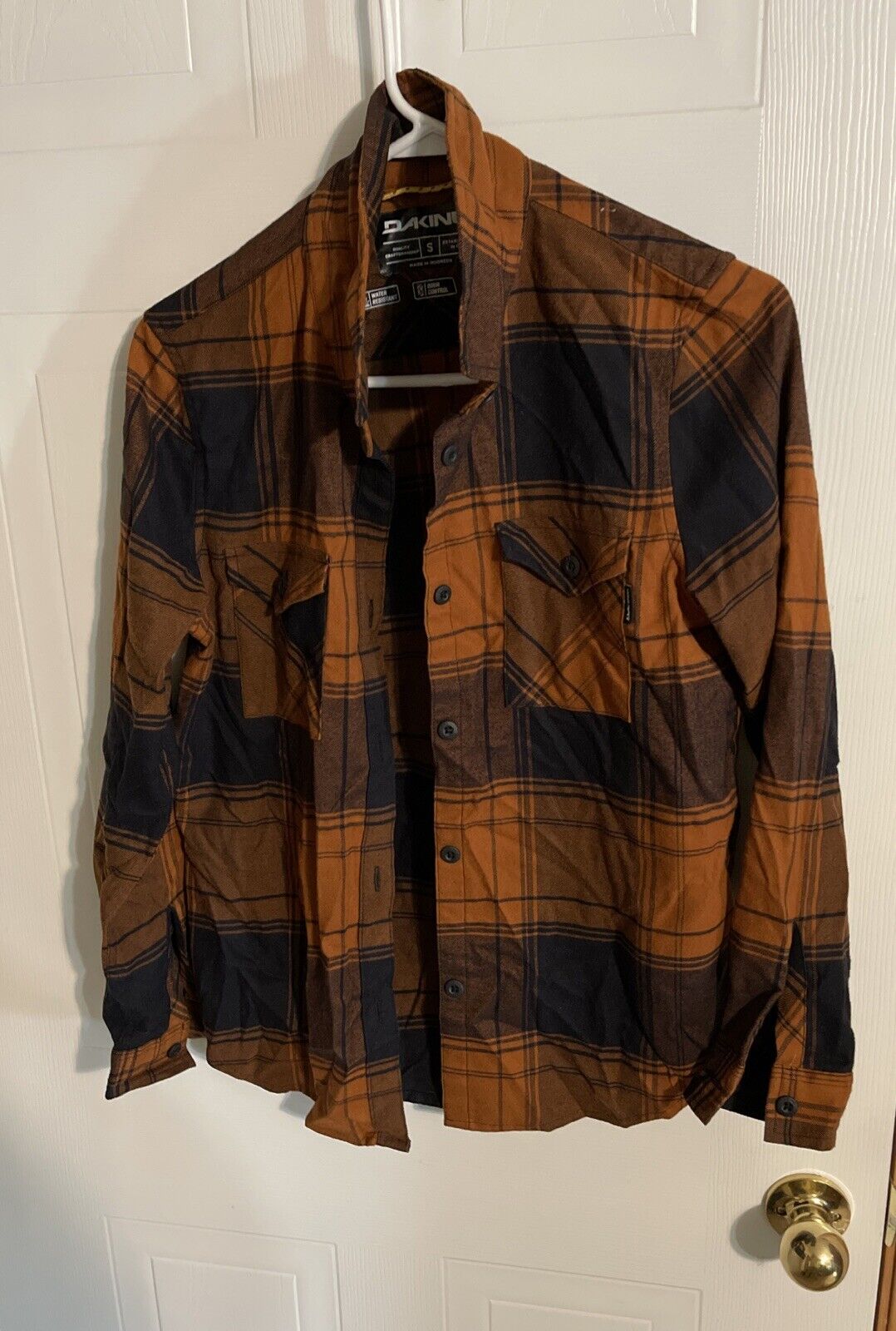 Dakine Water Resistant Odor Control Stretch Button Up Small 