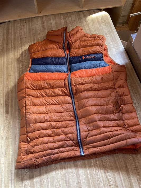 Cotopaxi Gear For Good Puffer Vest Medium Large 