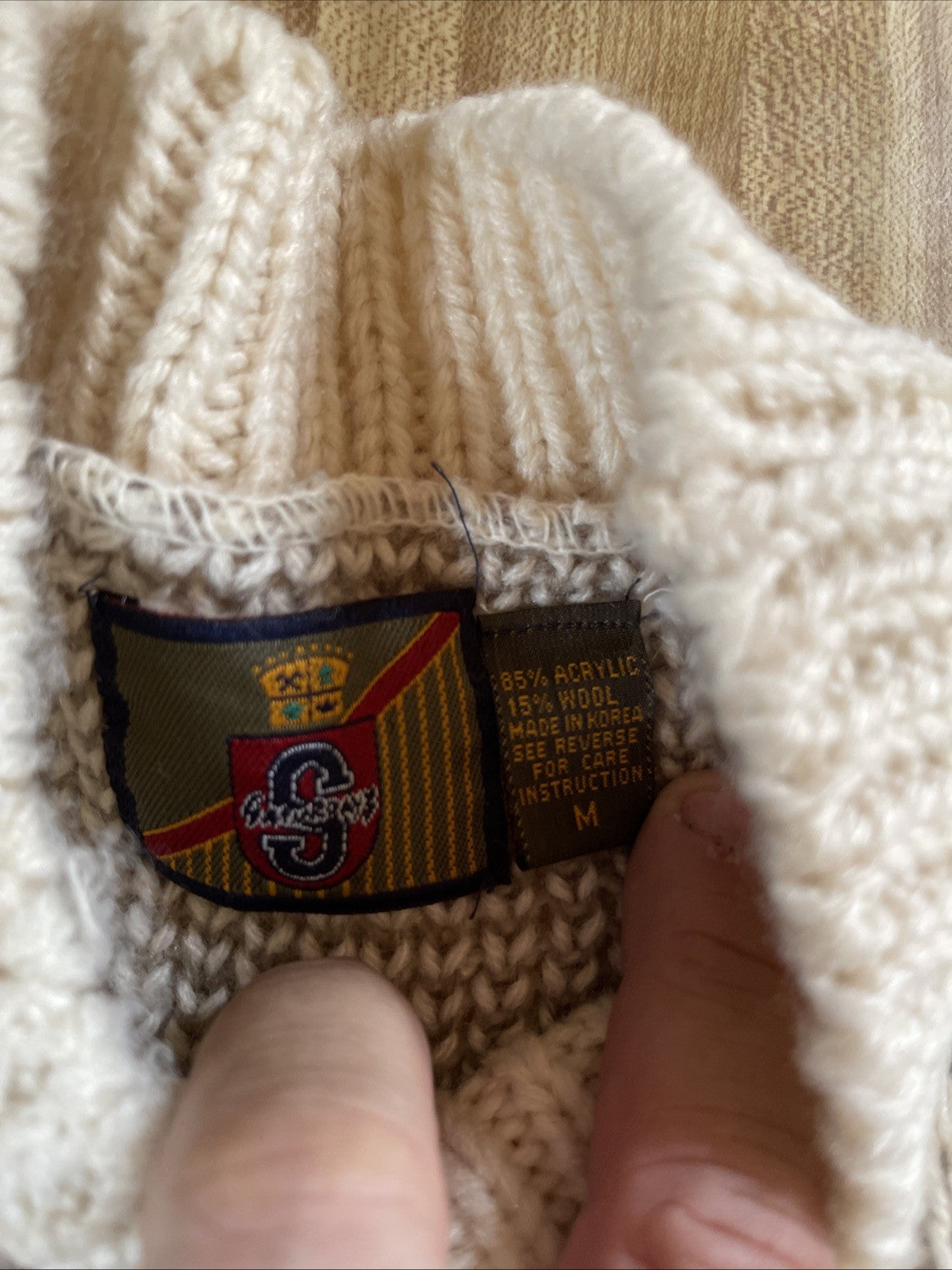 Vintage Saturdays Sweater Medium 