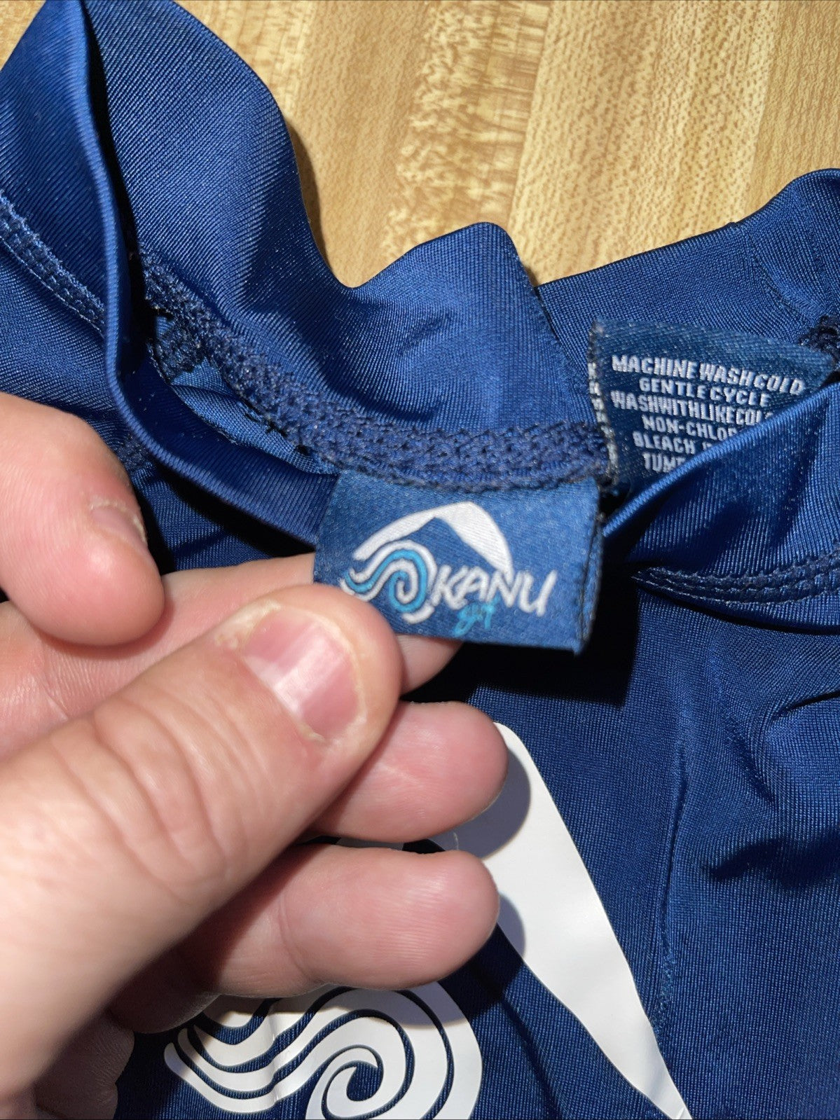 kanu surf rash guard Boys 8