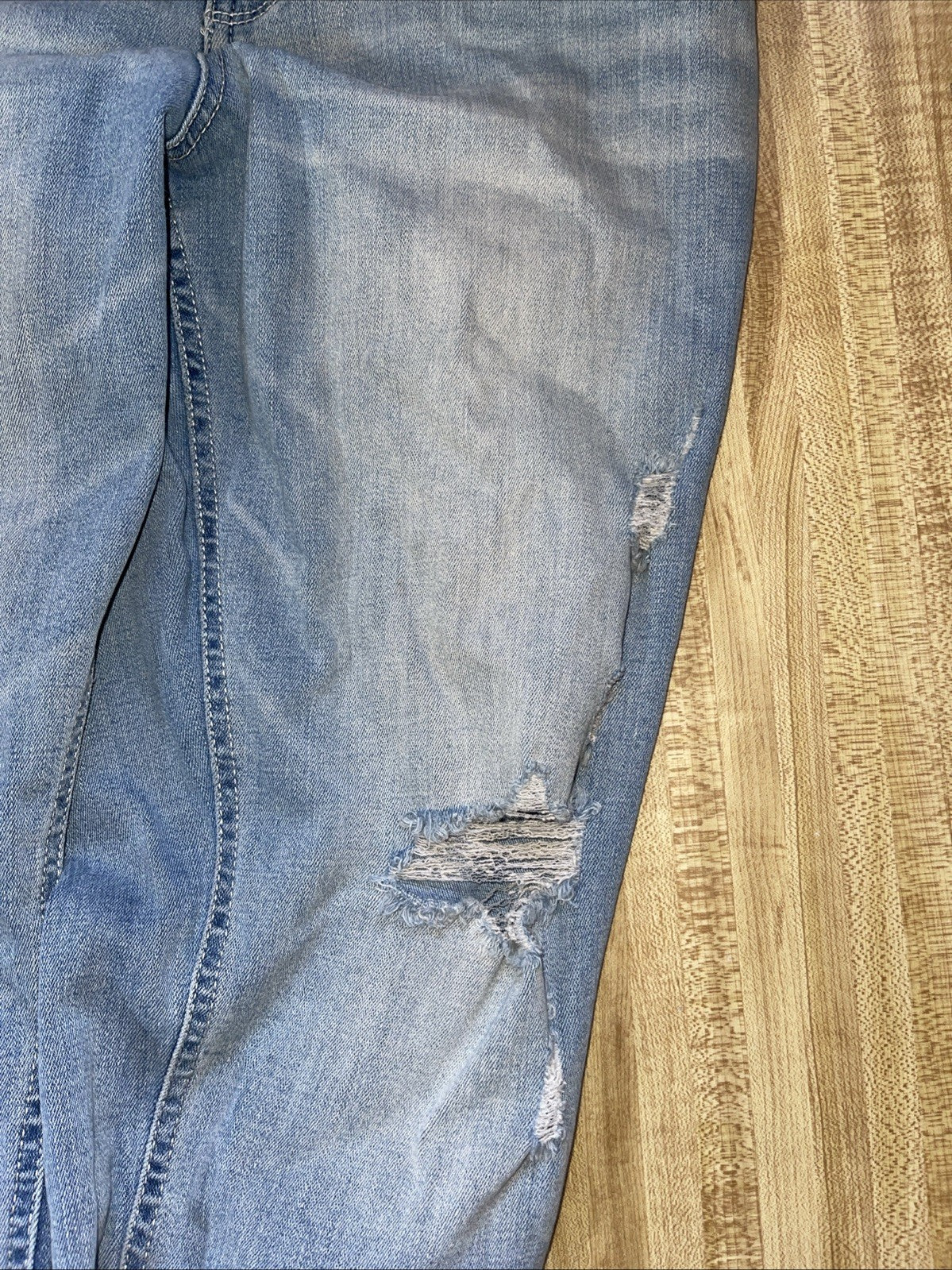 bke parker universal fit high rise Ankle Skinny jeans Distressed 33