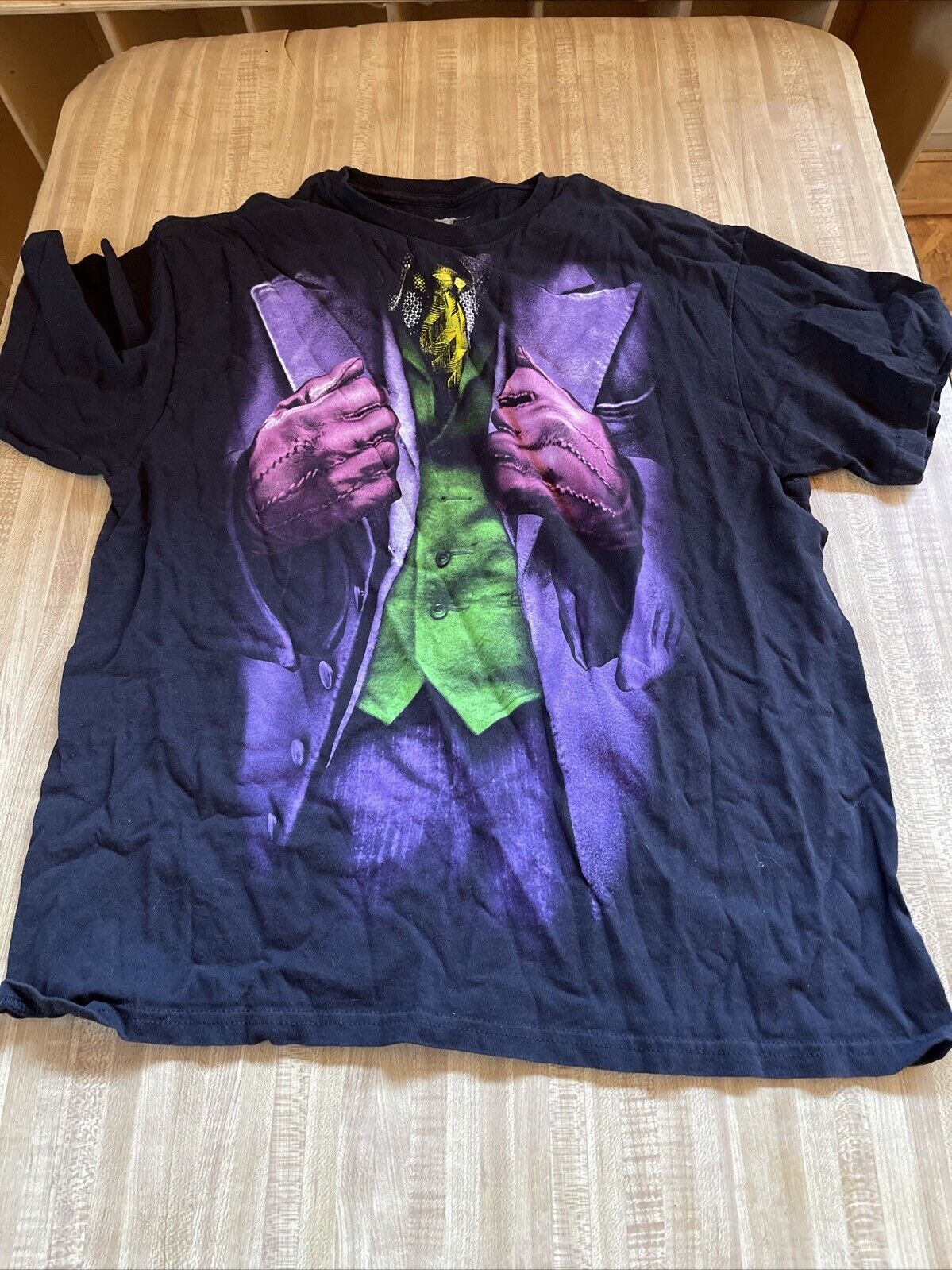 The Dark Knight Joker Suit T Shirt XL