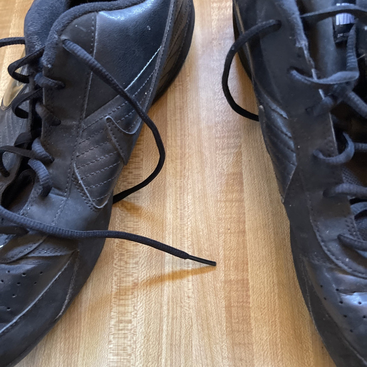 Nike Air Baseline Low 14