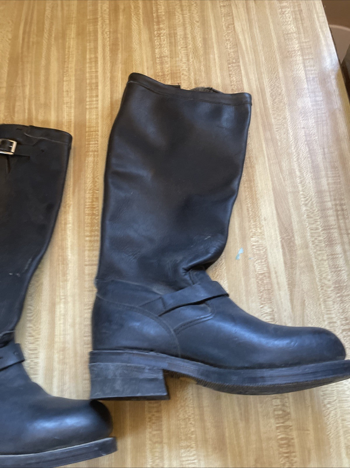 Chippewa Motorcycle Boots 8.5 E Vibram Soles Oil Resistant