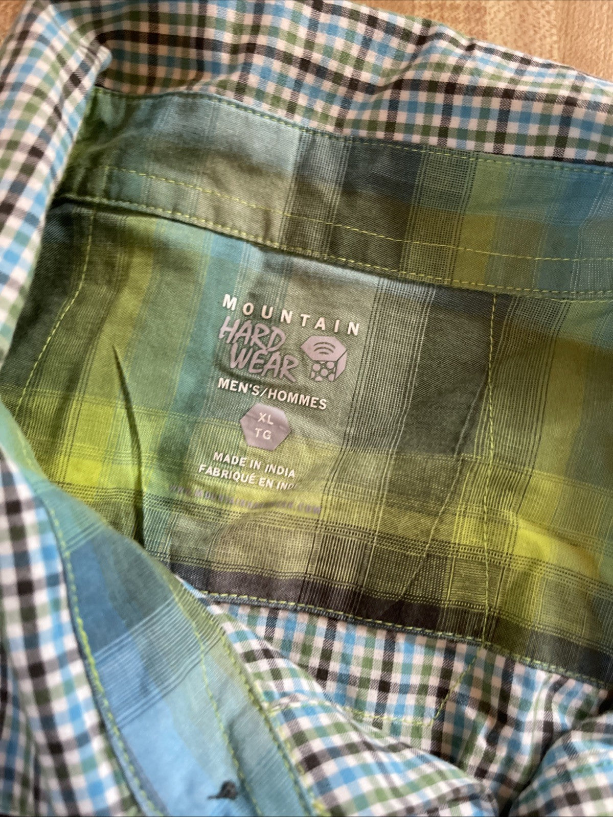 Mountain Hard Wear Button Up XL
