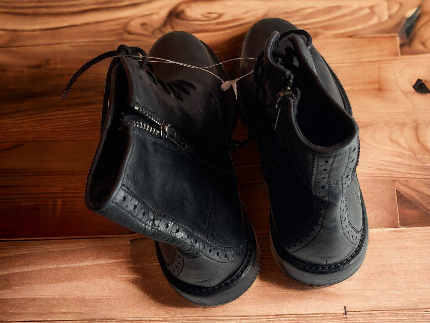 Frye Lace Up Side Zip Boots 9.5