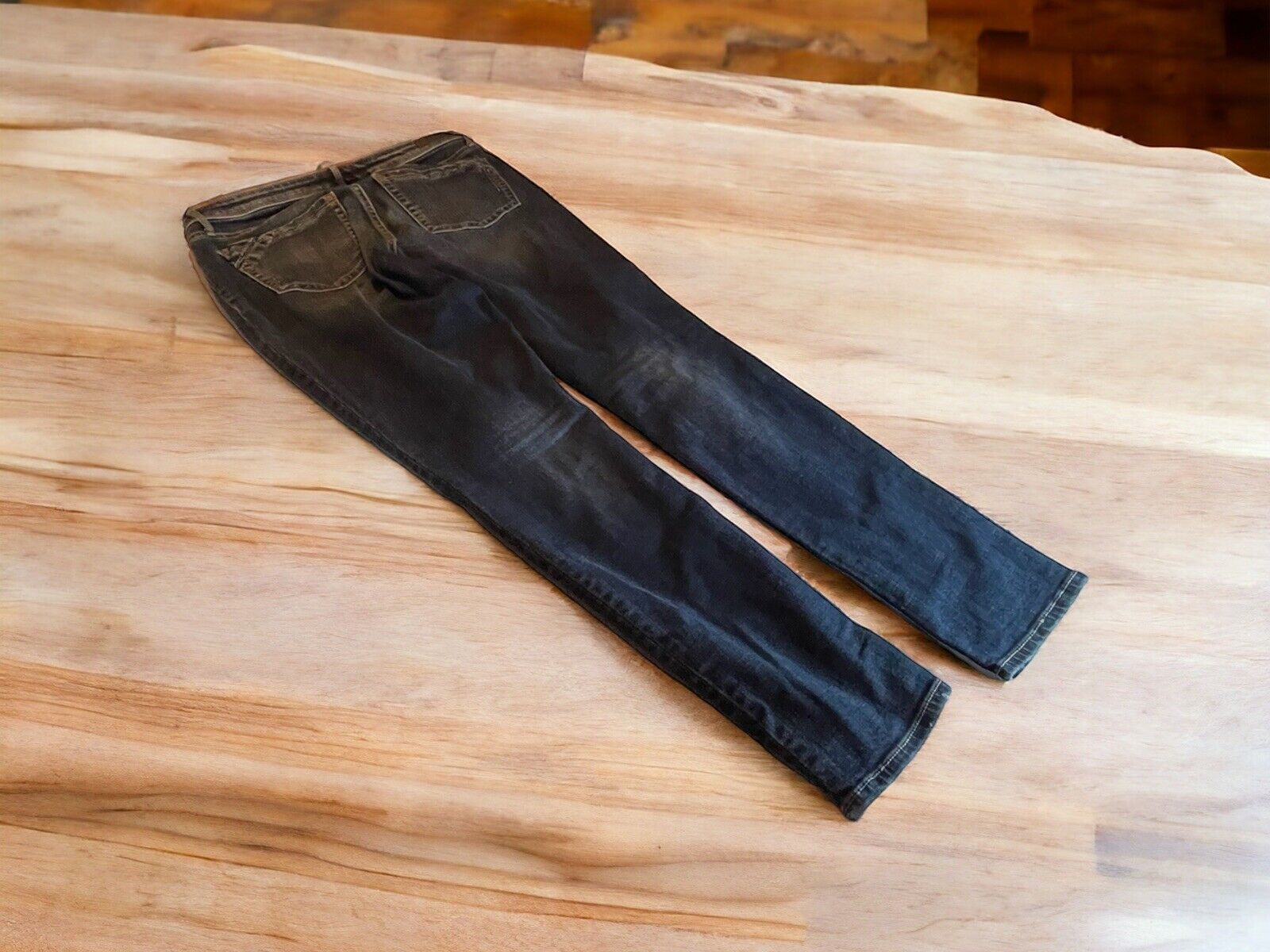 Buckle Black Skinny Jeans 30x32