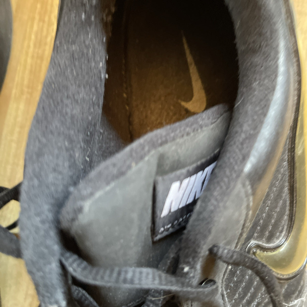 Nike Air Baseline Low 14