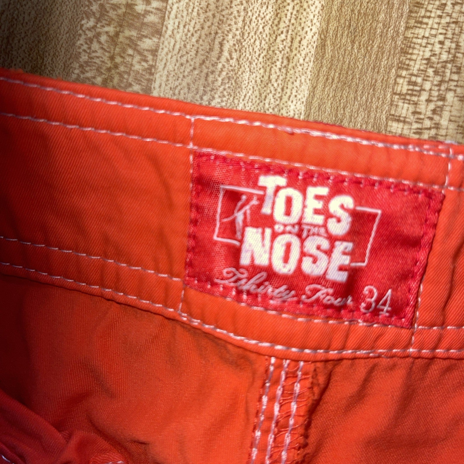 Vintage Toes On The Nose Board Shorts 34
