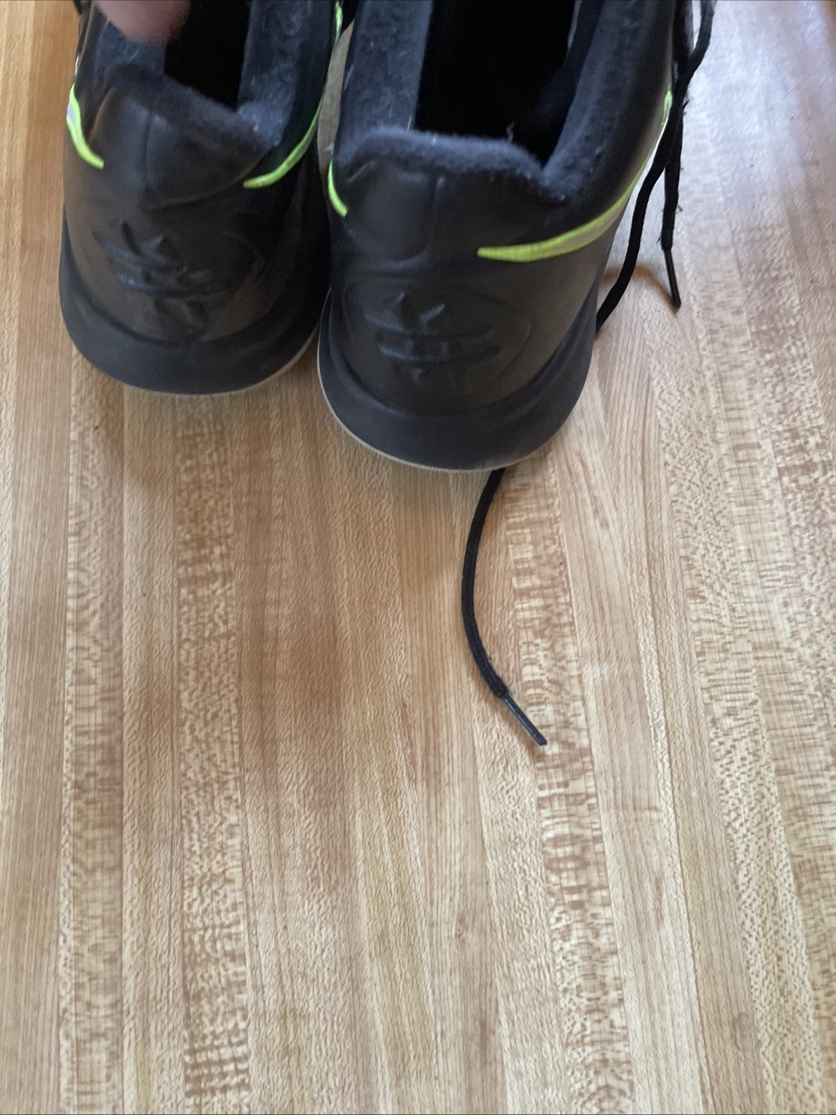 Nike Kyrie Flytrap 3 Size 10