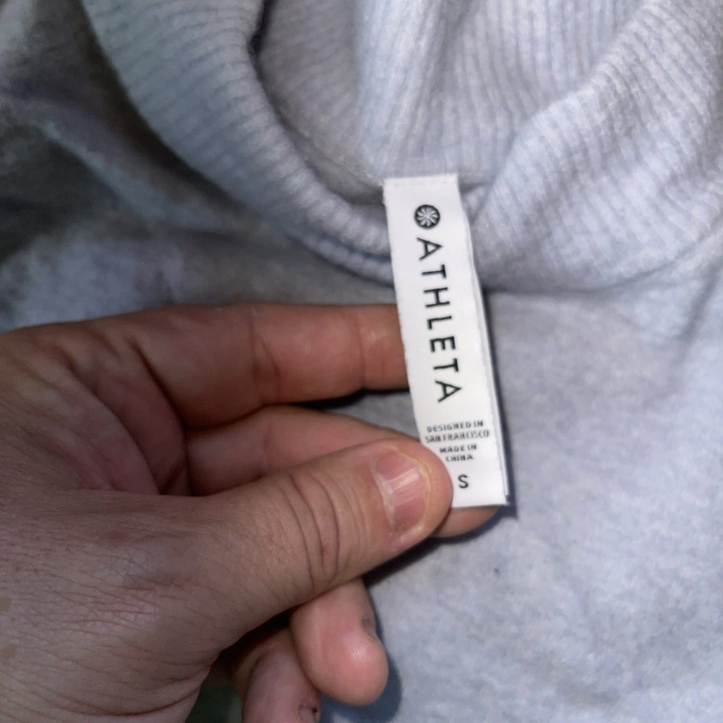Athleta Sweater Small 