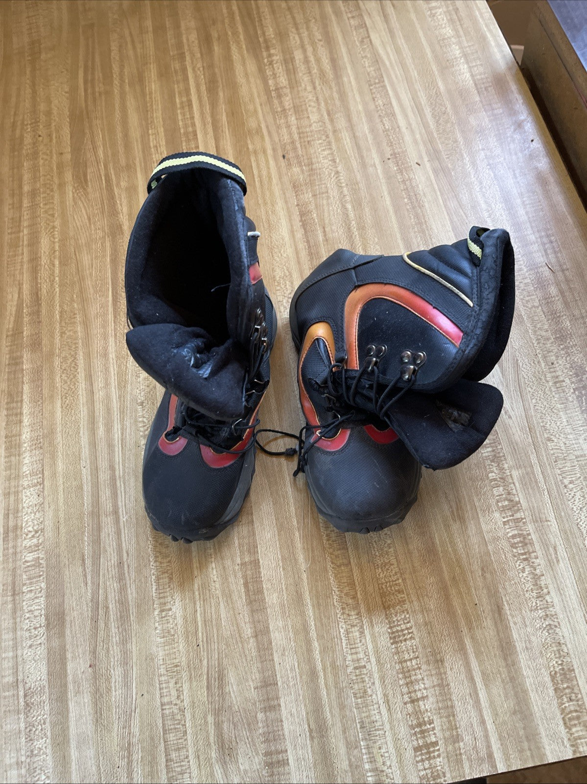Cougar Snow Boots Size 4